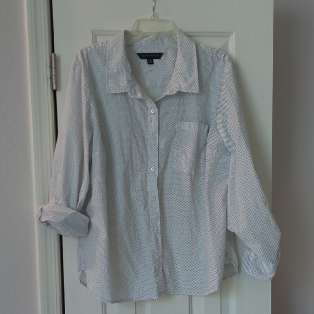 Like New Tommy Hilfiger Black Polka dot Button-down
